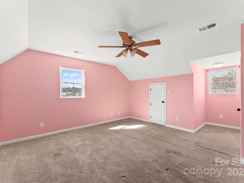 406 29th Street, Kannapolis, NC 28083.  MLS# CAR4228931, YatesRealty ID 9096. 