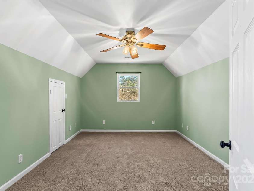 406 29th Street, Kannapolis, NC 28083.  MLS# CAR4228931, YatesRealty ID 9096. 