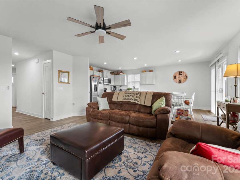 2188 Wexley Drive, Boiling Springs, SC 29316.  MLS# CAR4197448, YatesRealty ID 9097. 