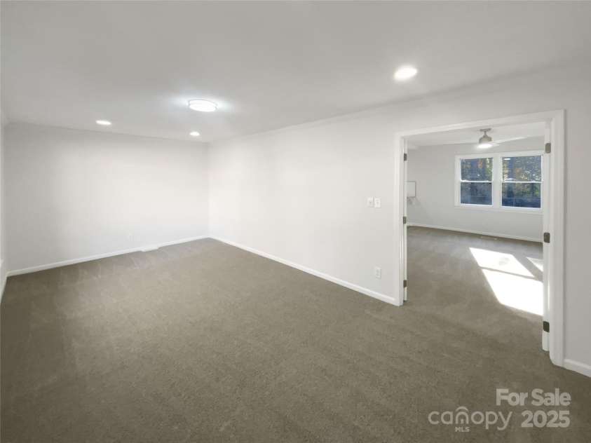 301 Briarcliff Drive, Kannapolis, NC 28081.  MLS# CAR4288745, YatesRealty ID 9098. 