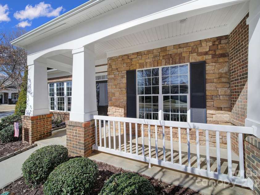 9332 Whistling Straits Drive, Fort Mill, SC 29707.  MLS# CAR4227335, YatesRealty ID 9098. 