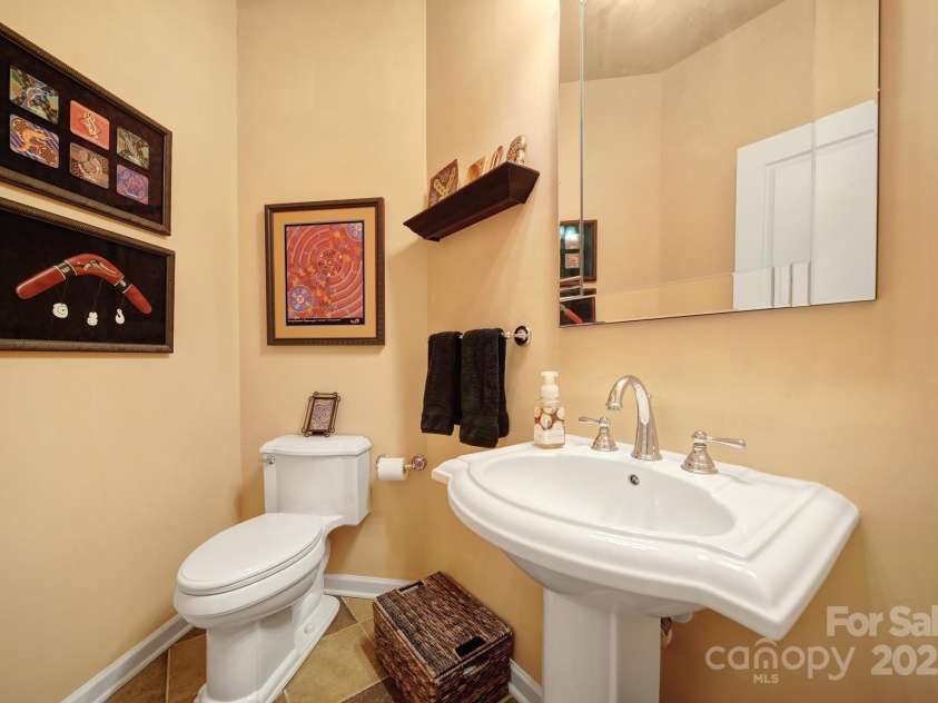 9332 Whistling Straits Drive, Fort Mill, SC 29707.  MLS# CAR4227335, YatesRealty ID 9098. 