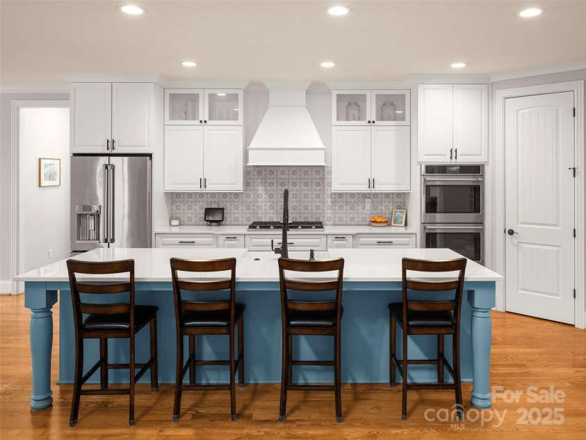 76 King Heights Drive, Fletcher, NC 28732.  MLS# CAR4245183, YatesRealty ID 9099. Kitchen island