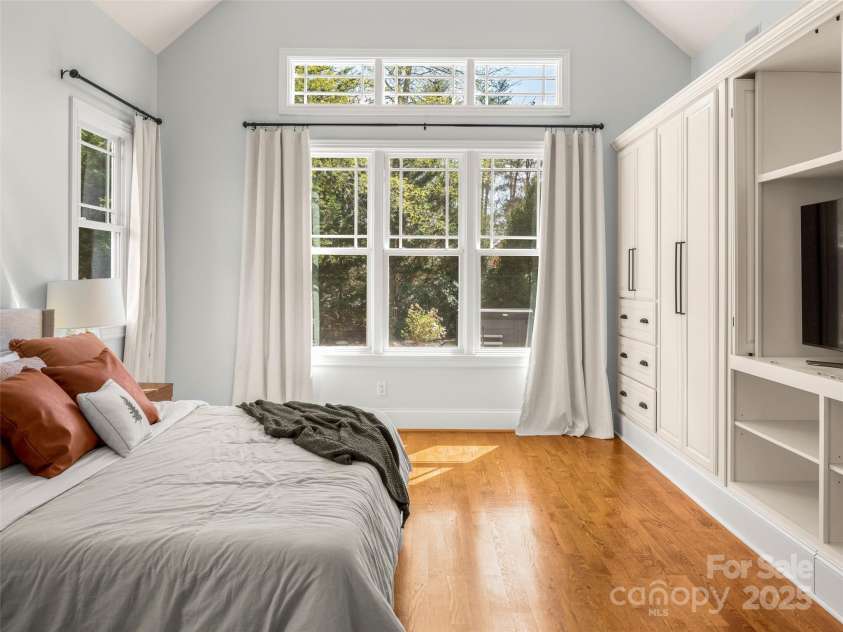 76 King Heights Drive, Fletcher, NC 28732.  MLS# CAR4245183, YatesRealty ID 9099. Primary bedroom
