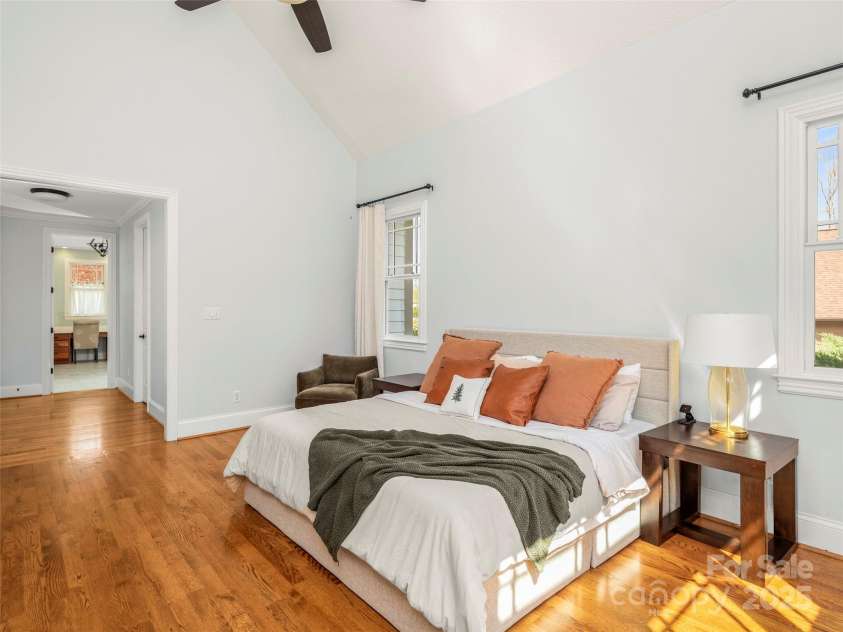 76 King Heights Drive, Fletcher, NC 28732.  MLS# CAR4245183, YatesRealty ID 9099. Primary bedroom