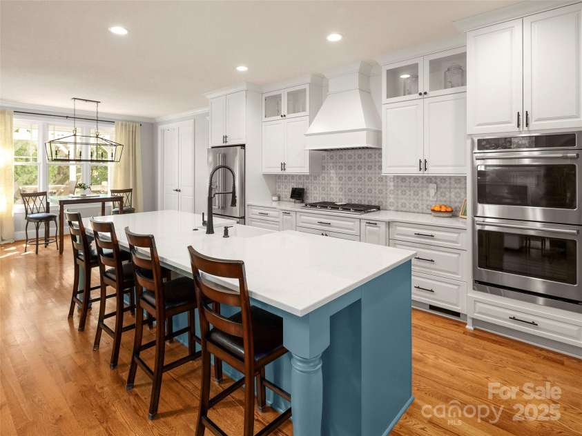 76 King Heights Drive, Fletcher, NC 28732.  MLS# CAR4245183, YatesRealty ID 9099. Updated kitchen