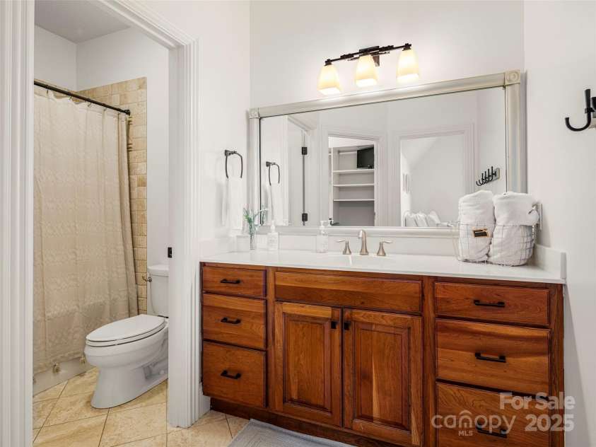 76 King Heights Drive, Fletcher, NC 28732.  MLS# CAR4245183, YatesRealty ID 9099. Upstairs bathroom