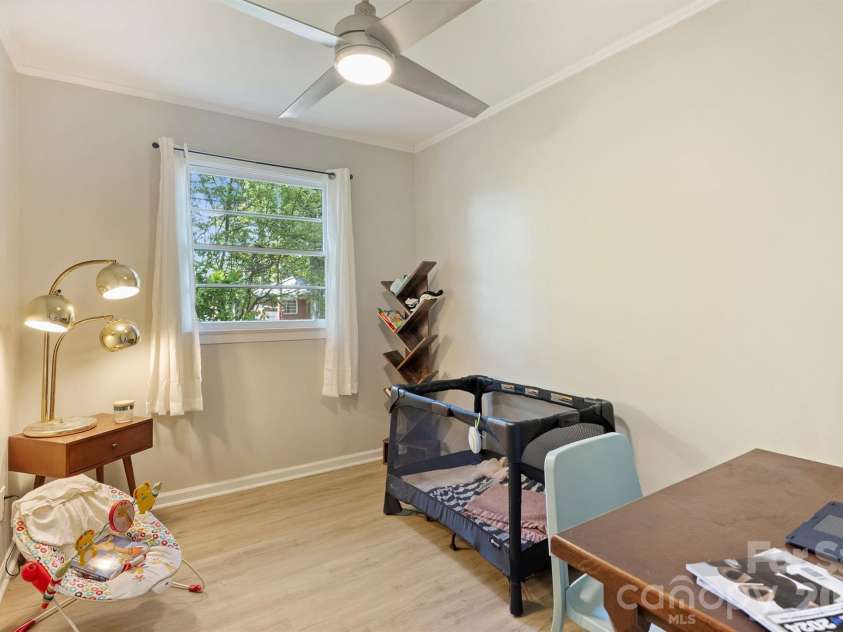 1104 Norris Avenue, Charlotte, NC 28206.  MLS# CAR4363415, YatesRealty ID 9100. 