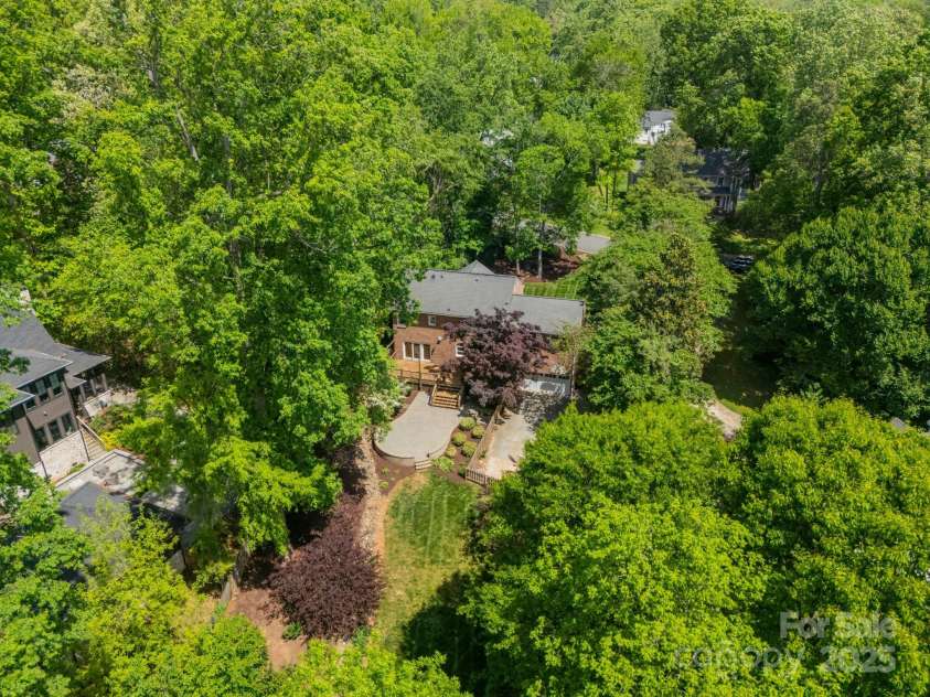 3233 Sunnymede Lane, Charlotte, NC 28209.  MLS# CAR4248507, YatesRealty ID 9100. Aerial View