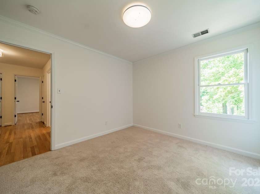 3233 Sunnymede Lane, Charlotte, NC 28209.  MLS# CAR4248507, YatesRealty ID 9100. Bedroom