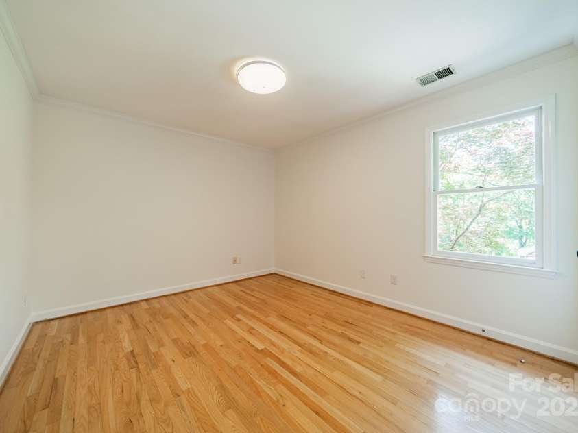 3233 Sunnymede Lane, Charlotte, NC 28209.  MLS# CAR4248507, YatesRealty ID 9100. Bedroom
