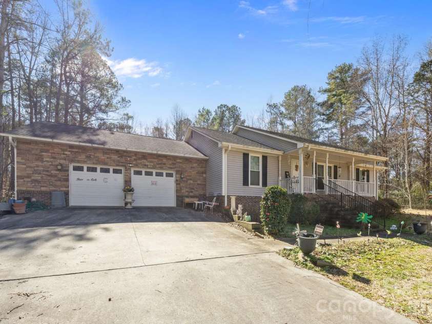 3179 Great Falls Highway, Lancaster, SC 29720.  MLS# CAR4345747, YatesRealty ID 9101. 
