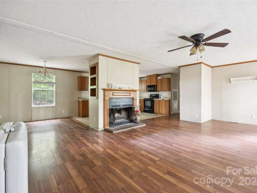 4066 General Howe Highway, Riegelwood, NC 28456.  MLS# CAR4288754, YatesRealty ID 9101. 