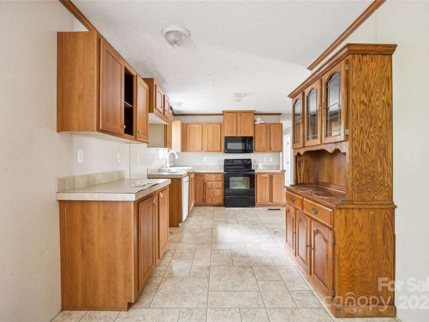 4066 General Howe Highway, Riegelwood, NC 28456.  MLS# CAR4288754, YatesRealty ID 9101. 