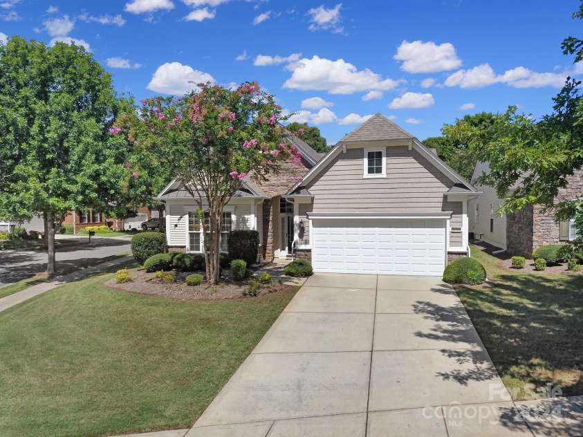 26508 Sandpiper Court, Fort Mill, SC 29707.  MLS# CAR4195730, YatesRealty ID 9102. 