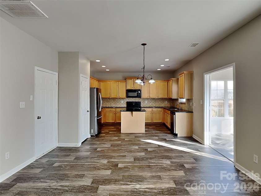 3721 Amber Meadows Drive, Charlotte, NC 28269.  MLS# CAR4351466, YatesRealty ID 9103. 
