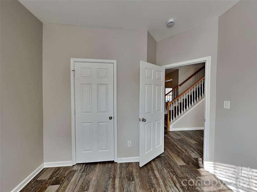3721 Amber Meadows Drive, Charlotte, NC 28269.  MLS# CAR4351466, YatesRealty ID 9103. 