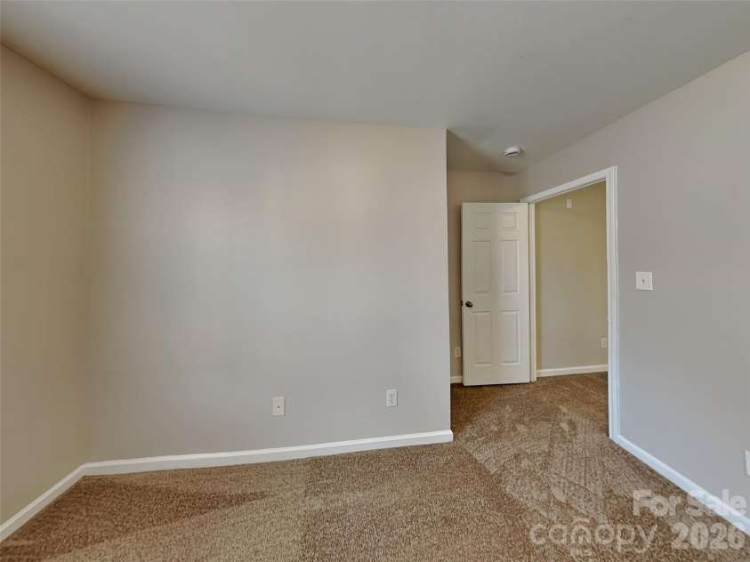 3721 Amber Meadows Drive, Charlotte, NC 28269.  MLS# CAR4351466, YatesRealty ID 9103. 