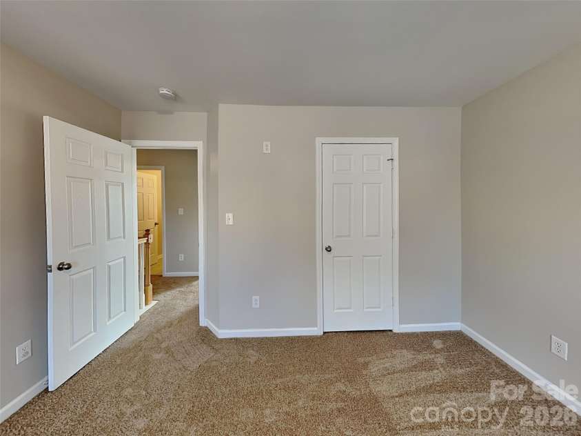 3721 Amber Meadows Drive, Charlotte, NC 28269.  MLS# CAR4351466, YatesRealty ID 9103. 