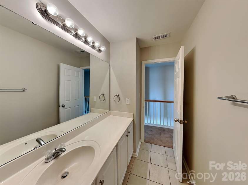 3721 Amber Meadows Drive, Charlotte, NC 28269.  MLS# CAR4351466, YatesRealty ID 9103. 