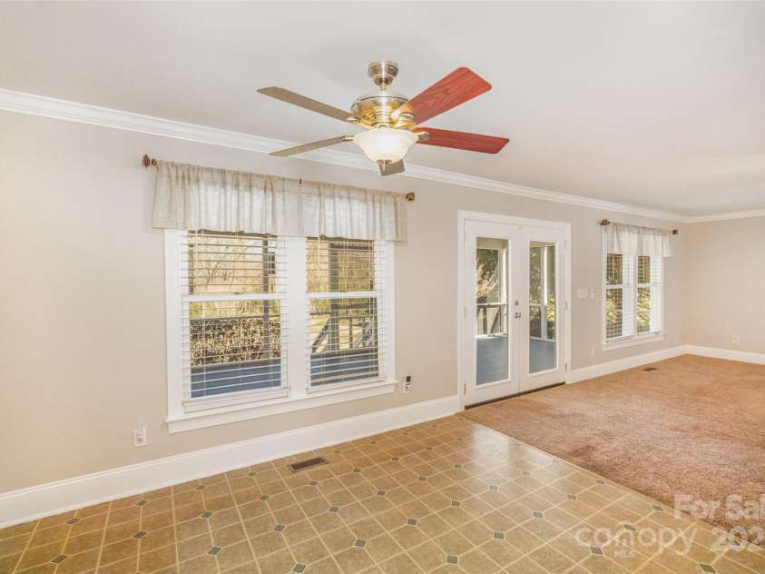 202 Oakwood Street, Stanfield, NC 28163.  MLS# CAR4224991, YatesRealty ID 9104. Breakfast Nook