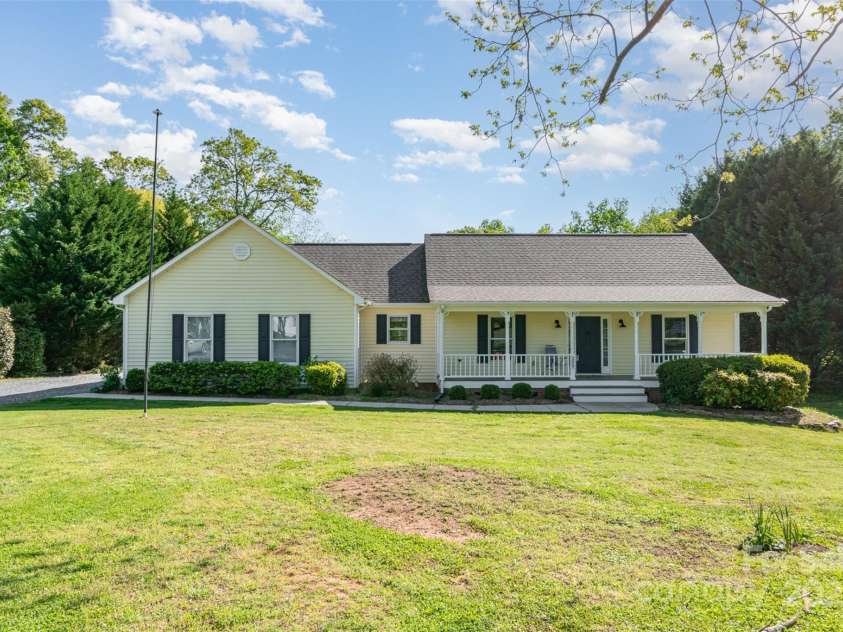 202 Oakwood Street, Stanfield, NC 28163.  MLS# CAR4224991, YatesRealty ID 9104. Front of Home