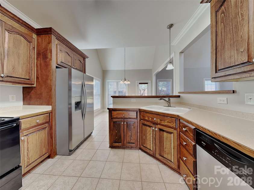 2562 Firethorn Court, Gastonia, NC 28056.  MLS# CAR4346253, YatesRealty ID 9104. 