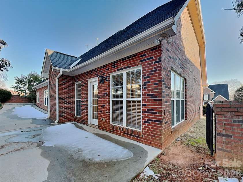 2562 Firethorn Court, Gastonia, NC 28056.  MLS# CAR4346253, YatesRealty ID 9104. 