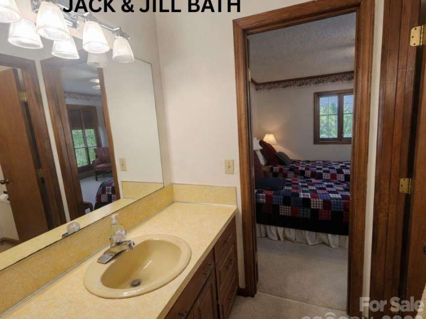 610 Landers Chapel Road, Lincolnton, NC 28092.  MLS# CAR4359362, YatesRealty ID 9105. 