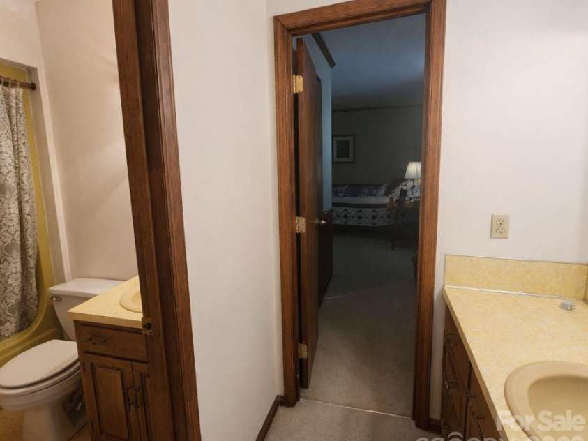 610 Landers Chapel Road, Lincolnton, NC 28092.  MLS# CAR4359362, YatesRealty ID 9105. 