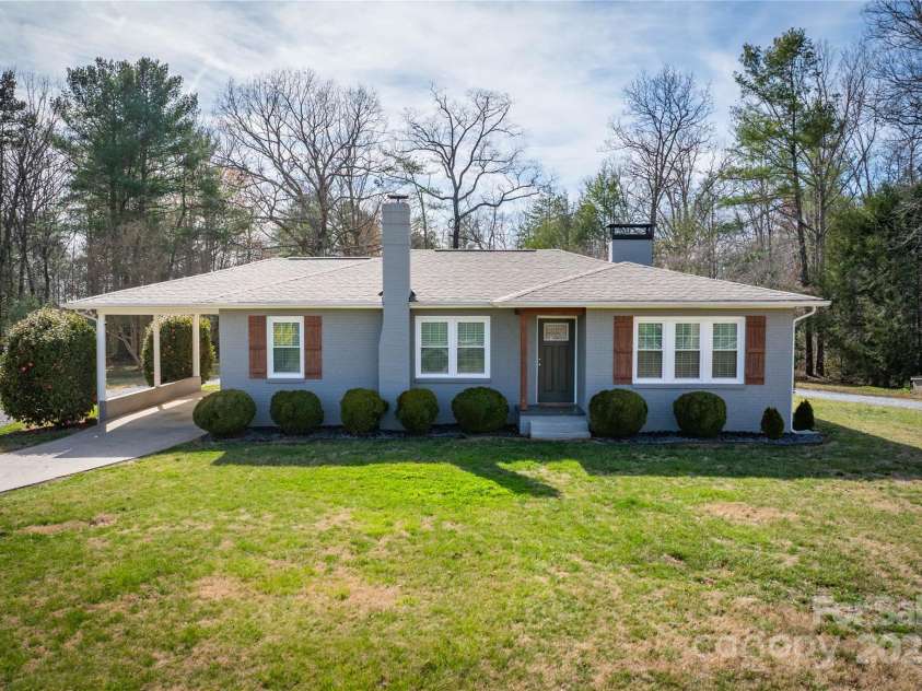 3131 Jones Wade Road, Hudson, NC 28638.  MLS# CAR4232975, YatesRealty ID 9106. 