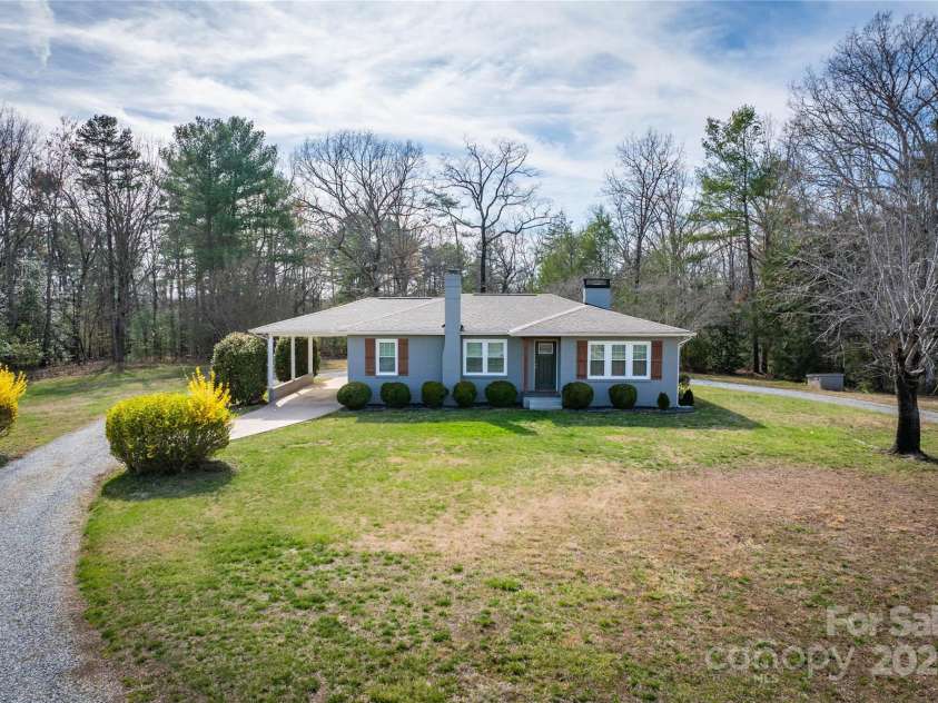 3131 Jones Wade Road, Hudson, NC 28638.  MLS# CAR4232975, YatesRealty ID 9106. 