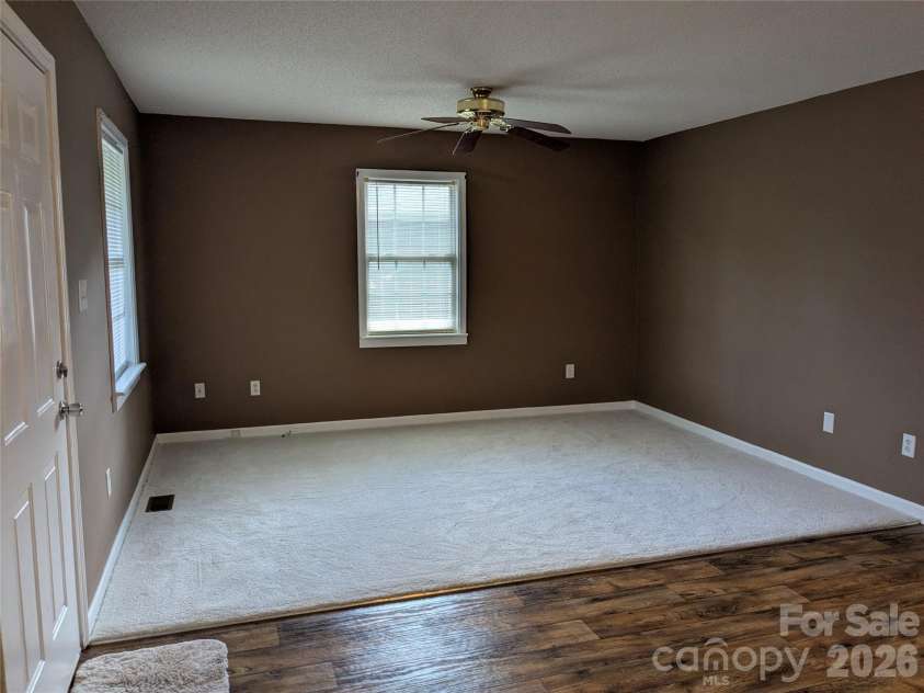 826 Second Street, Kings Mountain, NC 28086.  MLS# CAR4365394, YatesRealty ID 9109. 