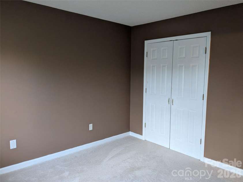 826 Second Street, Kings Mountain, NC 28086.  MLS# CAR4365394, YatesRealty ID 9109. 