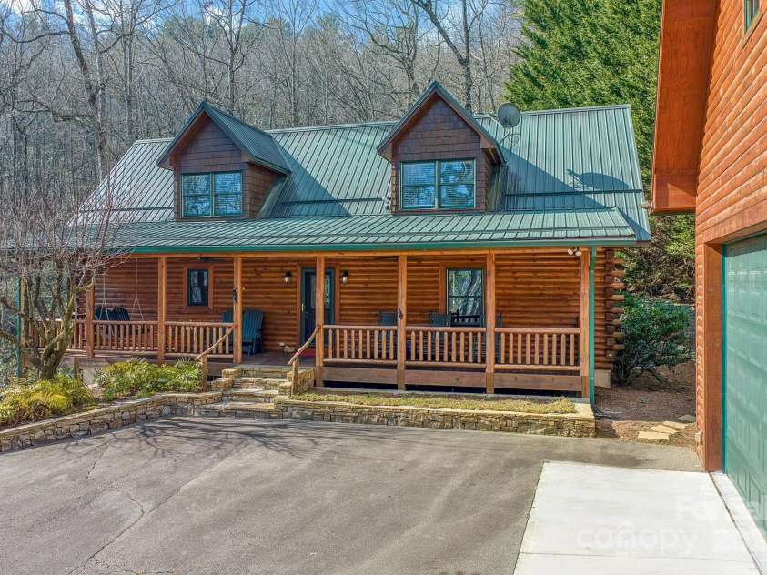 459 West Club Boulevard, Lake Toxaway, NC 28747.  MLS# CAR4220755, YatesRealty ID 911. 