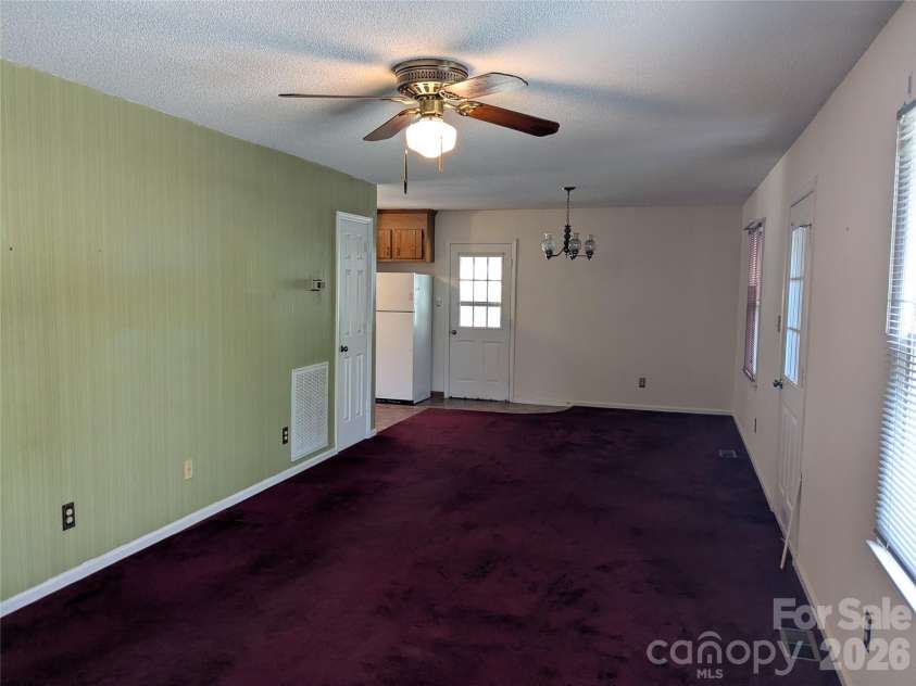 903 Sterling Drive, Kings Mountain, NC 28086.  MLS# CAR4364893, YatesRealty ID 9111. 