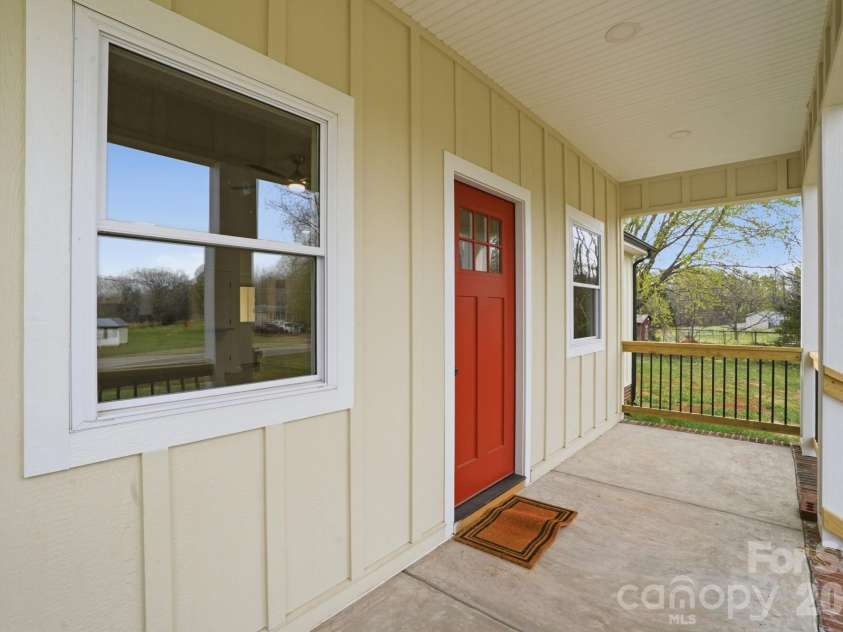 3529 Winters Street, Newton, NC 28658.  MLS# CAR4359507, YatesRealty ID 9112. 