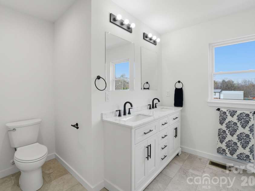 3529 Winters Street, Newton, NC 28658.  MLS# CAR4359507, YatesRealty ID 9112. 