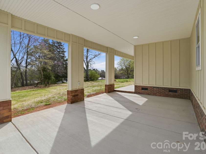 3529 Winters Street, Newton, NC 28658.  MLS# CAR4359507, YatesRealty ID 9112. 