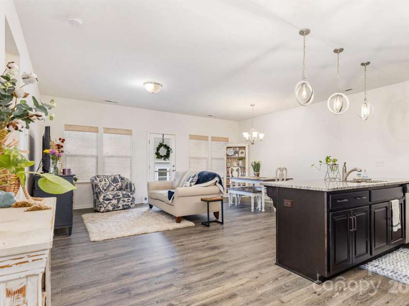 50113 Robins Nest Lane, Lancaster, SC 29720.  MLS# CAR4306745, YatesRealty ID 9113. 