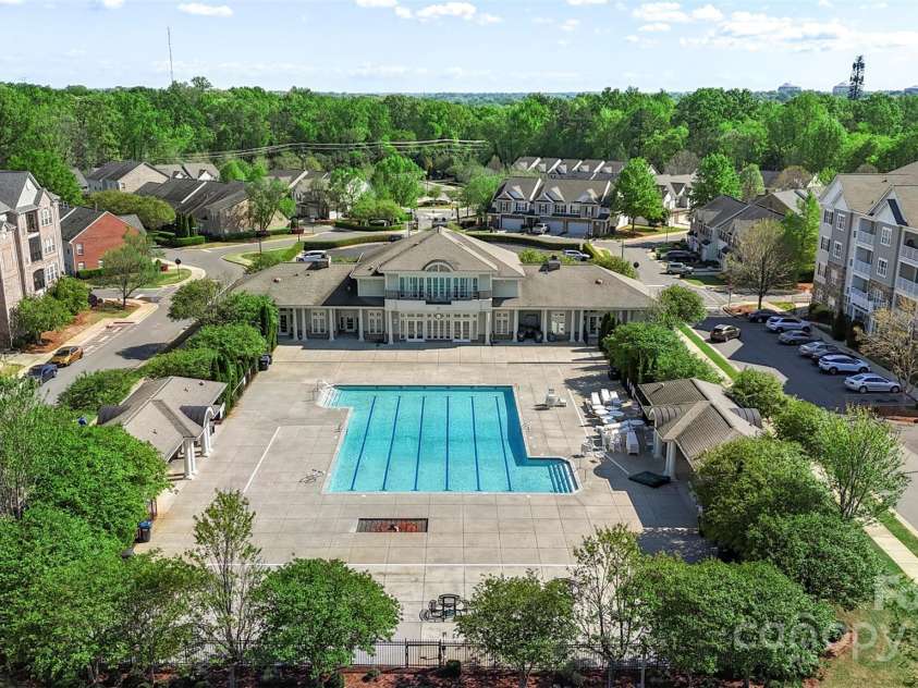 3214 Park South Station Boulevard, Charlotte, NC 28210.  MLS# CAR4243327, YatesRealty ID 9114. 