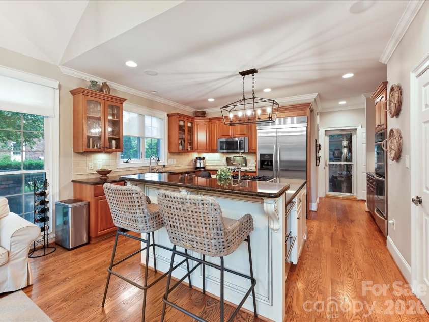 6114 Four Wood Drive, Matthews, NC 28104.  MLS# CAR4362811, YatesRealty ID 9114. 