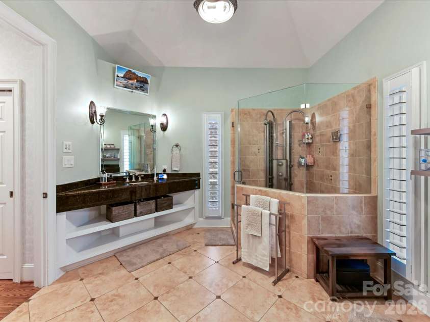 6114 Four Wood Drive, Matthews, NC 28104.  MLS# CAR4362811, YatesRealty ID 9114. 