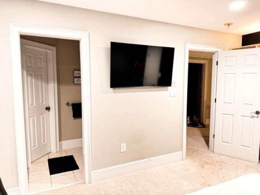 6114 Four Wood Drive, Matthews, NC 28104.  MLS# CAR4362811, YatesRealty ID 9114. 