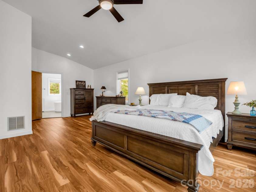 209 Walnut Ridge Road, Brevard, NC 28712.  MLS# CAR4361417, YatesRealty ID 9116. 