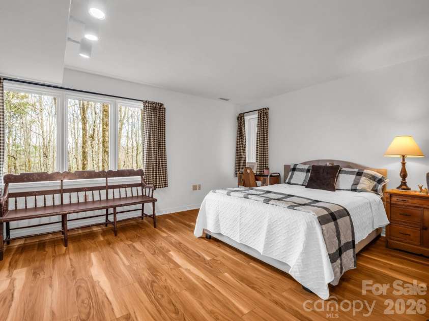 209 Walnut Ridge Road, Brevard, NC 28712.  MLS# CAR4361417, YatesRealty ID 9116. 