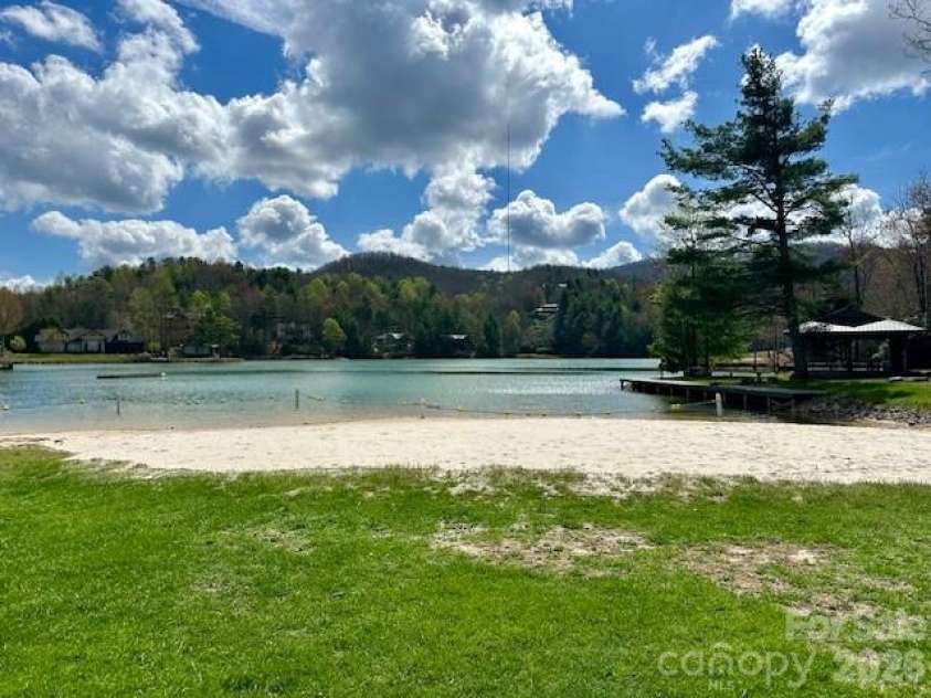 209 Walnut Ridge Road, Brevard, NC 28712.  MLS# CAR4361417, YatesRealty ID 9116. 