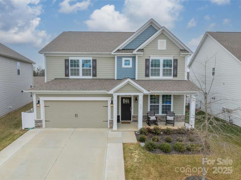 172 Longleaf Drive, Mooresville, NC 28117.  MLS# CAR4215780, YatesRealty ID 9118. 172 Longleaf Drive