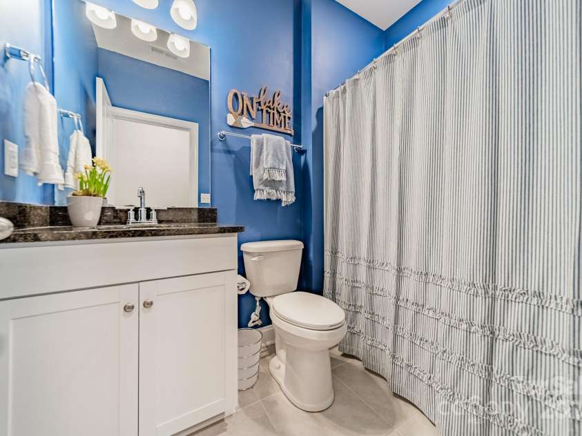 172 Longleaf Drive, Mooresville, NC 28117.  MLS# CAR4215780, YatesRealty ID 9118. Guest Bath