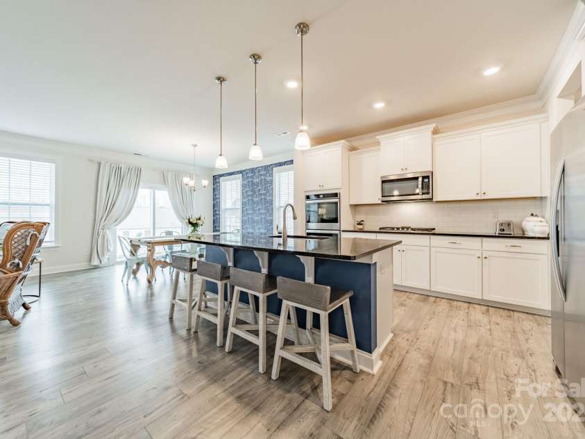 172 Longleaf Drive, Mooresville, NC 28117.  MLS# CAR4215780, YatesRealty ID 9118. Kitchen